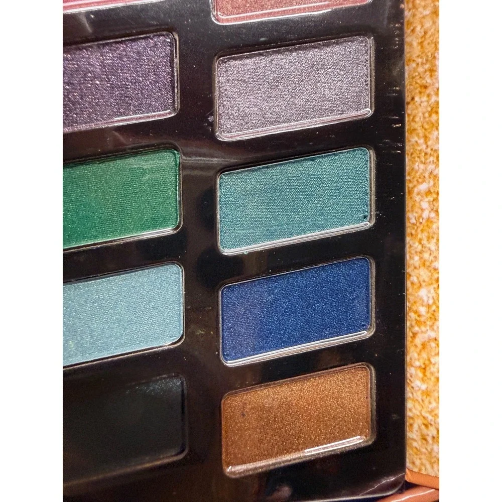 Wet n wild 32 Pan Eyeshadow Palette, Wild Heart Artistry, BRUSH SET & PRIMER SET
